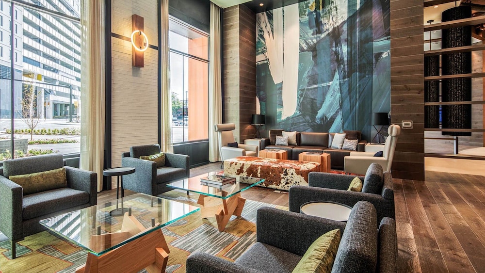 Global Luxury Suites at Reston - Property Image 26