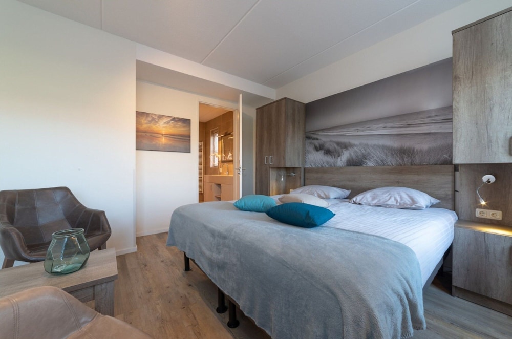 Holiday Home With Whirlpool and Sauna in a Quiet Area in Zeeland view 4