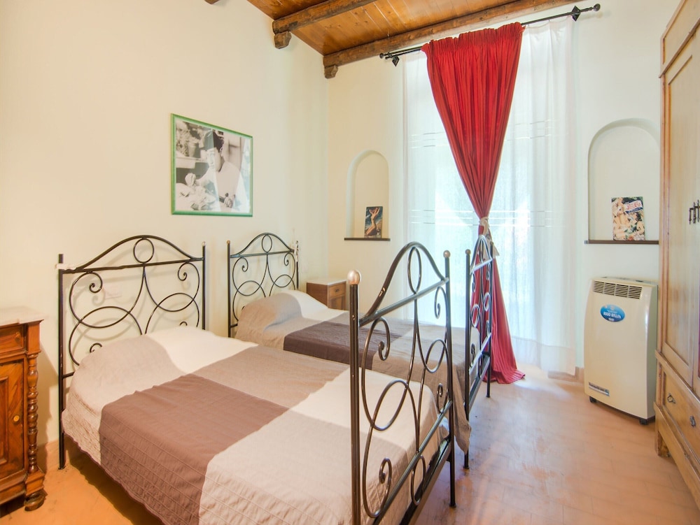 Apartment in Ascoli Near Mountains view 2