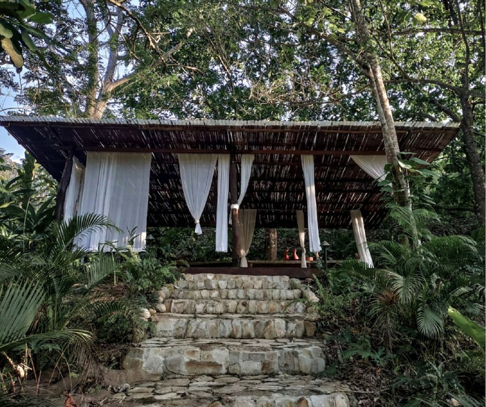 One Santuario Natural