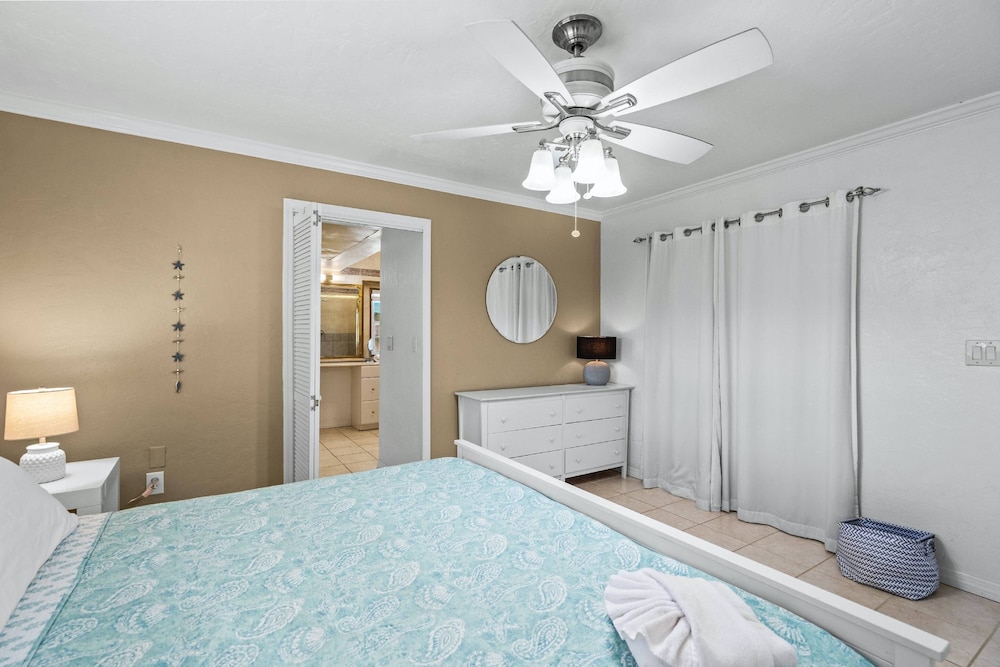 Sand Dollar Cottage