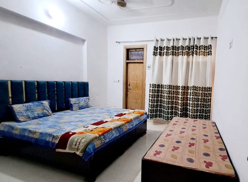 Lord Krishna Home Stay Mathura