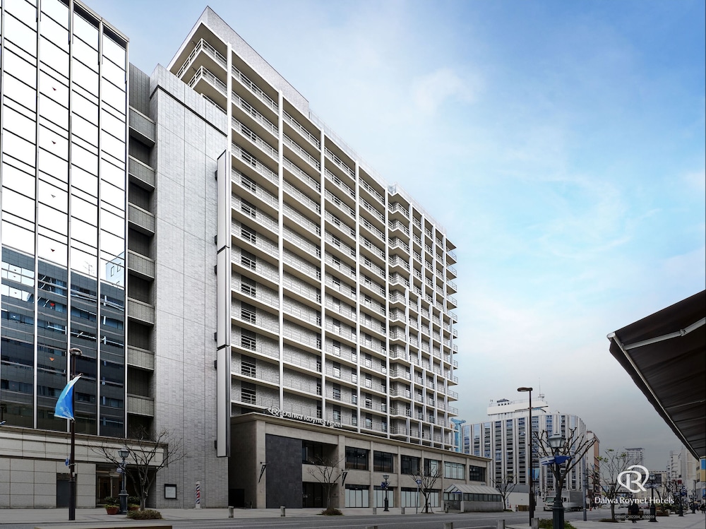 Hotel DaiwaRoynetHotel Kobe-Sannomiya PREMIER - Image 1