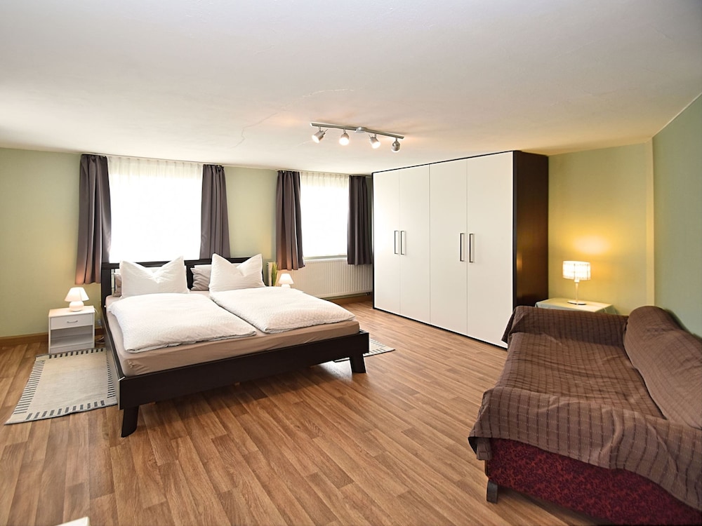 Ferienhaus mit Garten in Waldnahe view 5