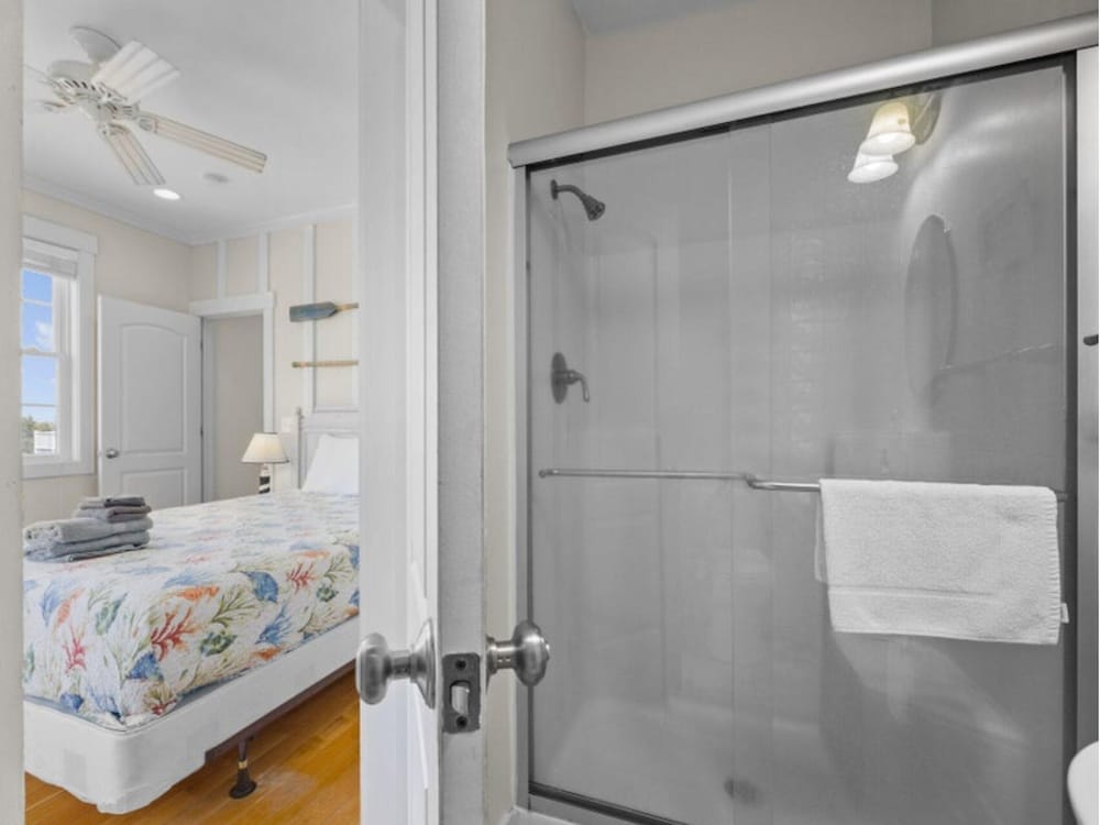 Ocean's Edge by Topsail Realty