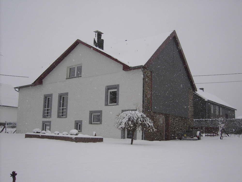 Holiday Home in Ardennes With Scenic Garden