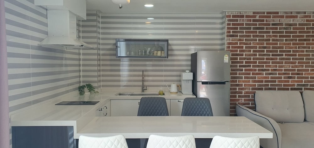 Incheon Vacations - Ganghwado Mare Seawater Poolvilla - Property Image 10