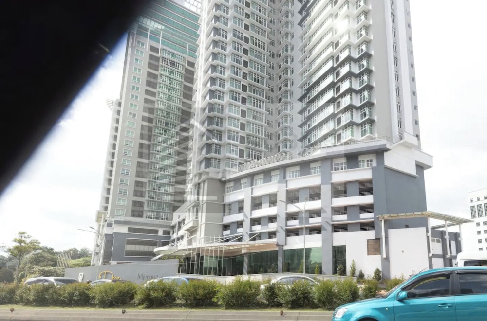 Dua Sentral Residential Apartments Tower
