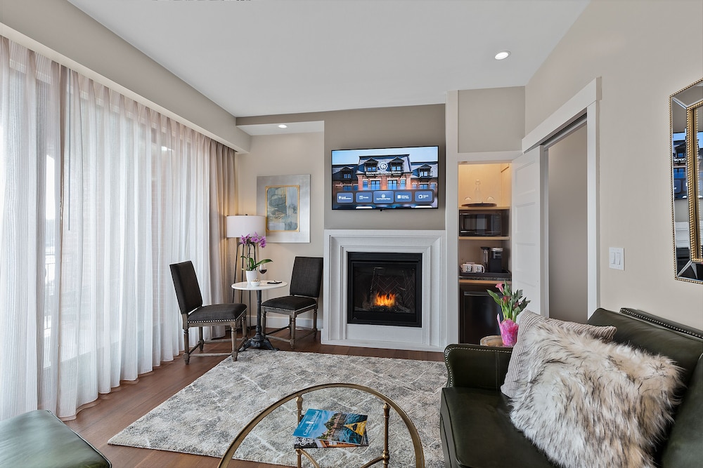 Rockport Harbor Hotel 15