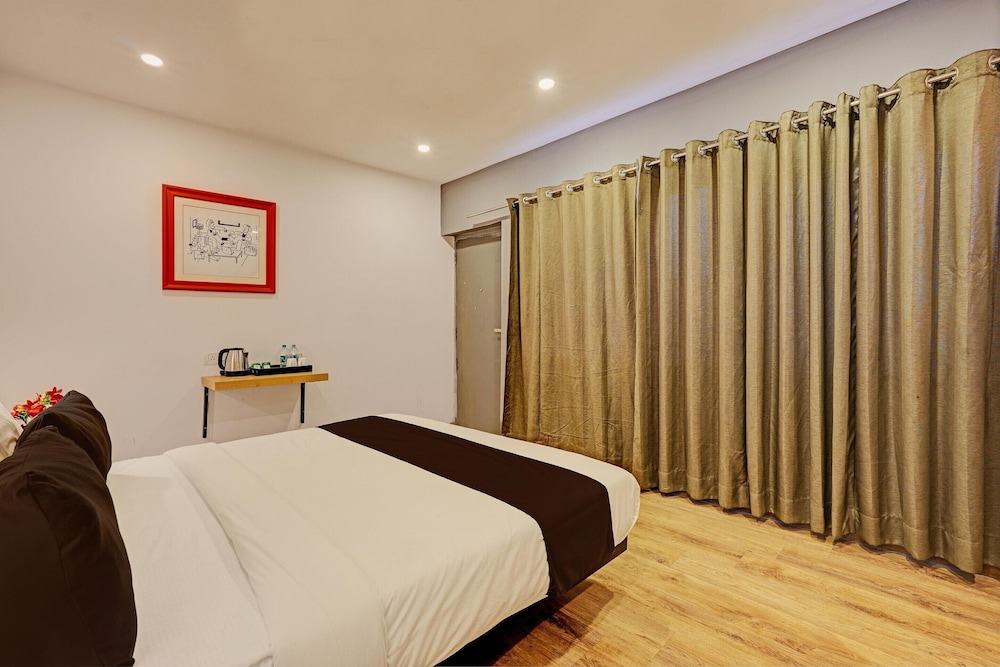 Spacious Comfort Stays at Ramamurthy Nagar