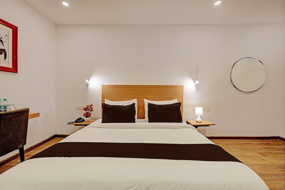 Spacious Comfort Stays at Ramamurthy Nagar