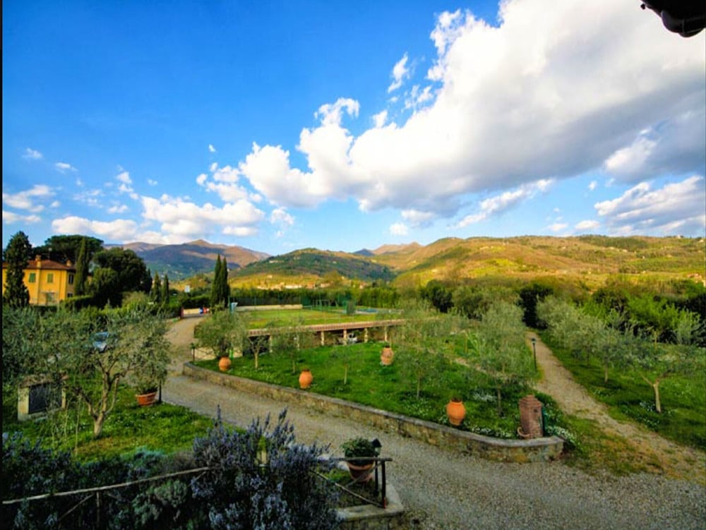Pleasant Holiday Home in Reggello With Pool view 2
