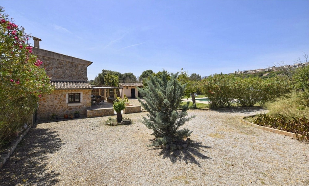 Poolside Garden Retreat in Buger photo 4