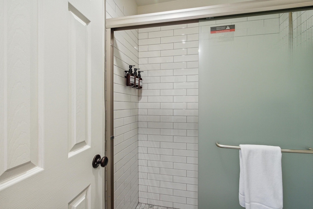 Bay Inn of Petoskey, photo 226