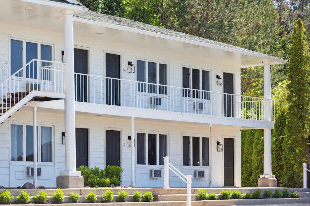 Bay Inn of Petoskey, photo 151