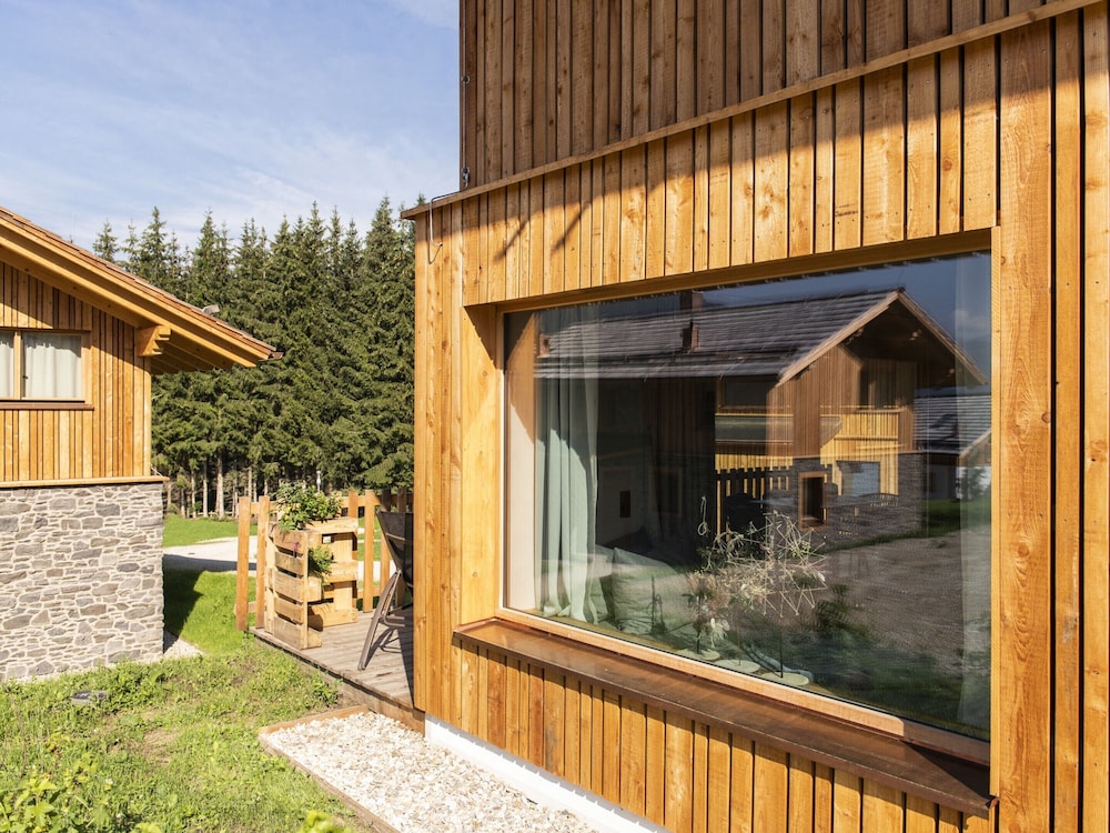 Cosy Chalet in Wolting in a Charming Area