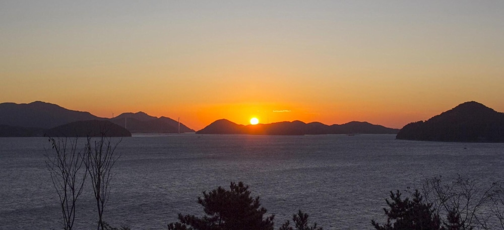 Yeosu Badawadeungdae Pension view 3
