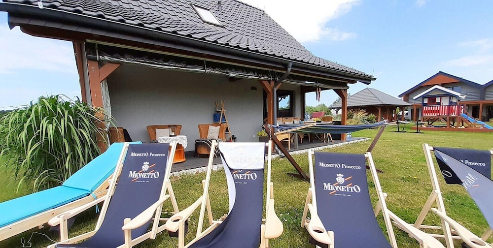 Holiday Home With Garden, Sauna, Jacuzzi