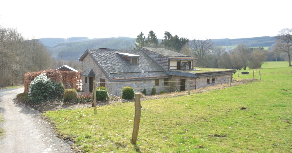 Farmhouse in Belgium Near Lake Coo & Jacuzzi