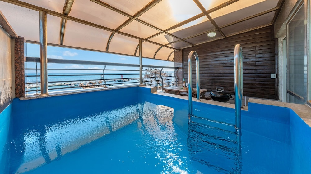 Pohang Blue Hill Pension