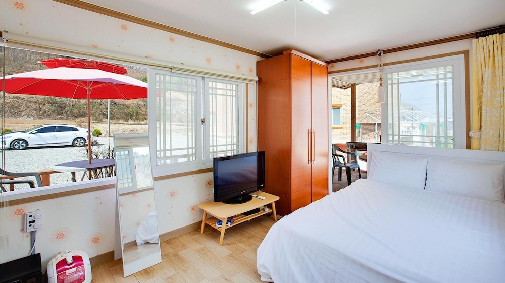 hotel room