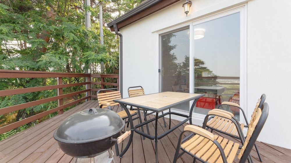 Gangneung The October Pension