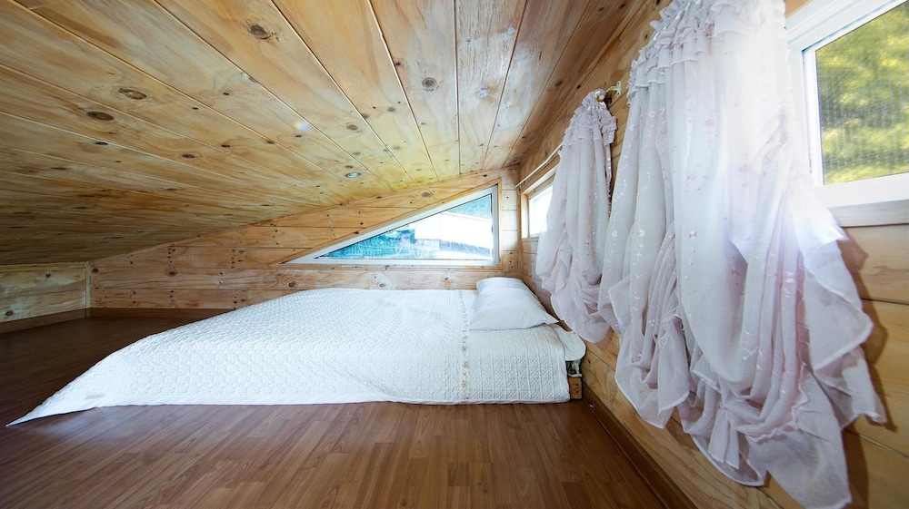 Hongcheon Lime Orange Pension