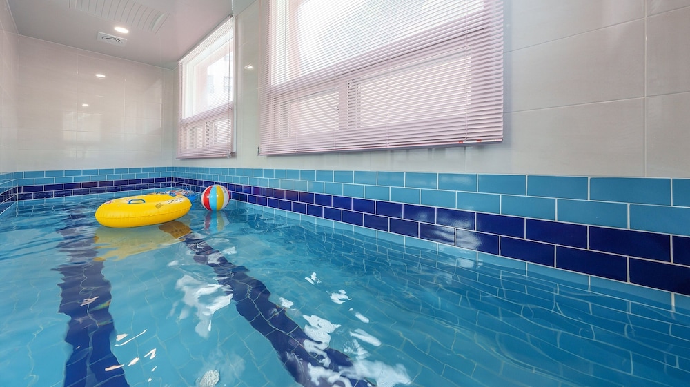 Gapyeong Reflex Pool Villa Pension
