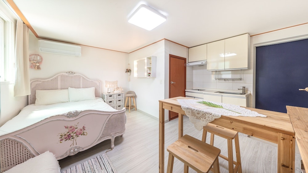 Gapyeong Noksu Valley Pet Group Pension