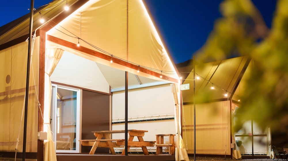 Namhae Chojun Bada Forest Glamping