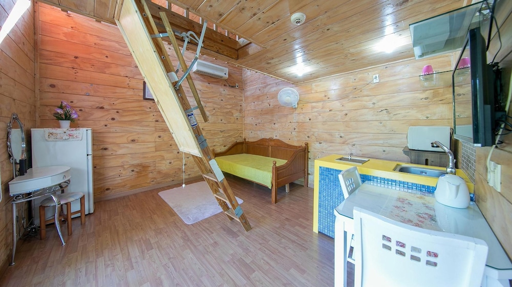 Hongcheon Lime Orange Pension