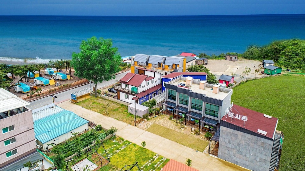 Gyeongju Gampo Four Seasons Pension view 5