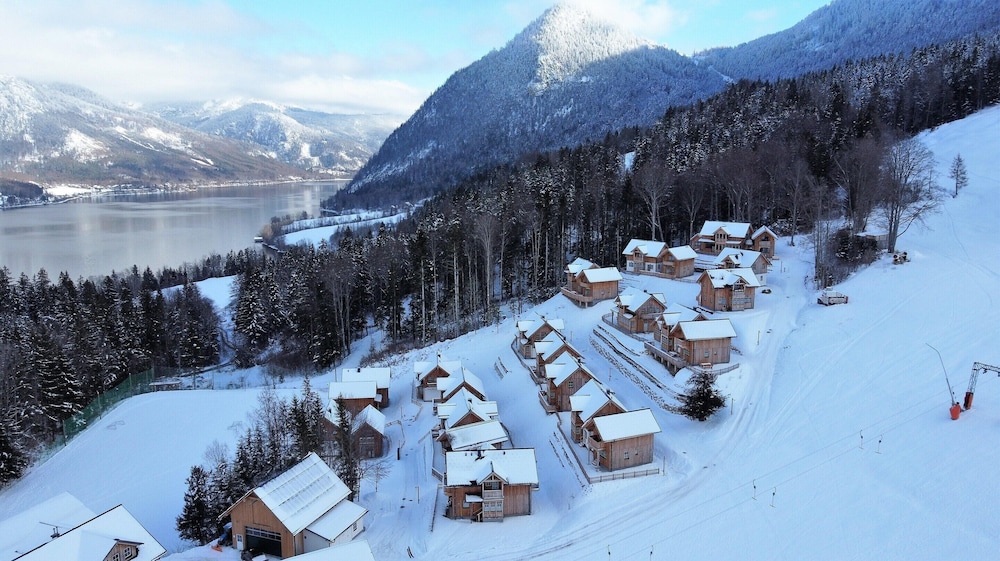 Chalet Near Lake Grundlsee & Ski Lift