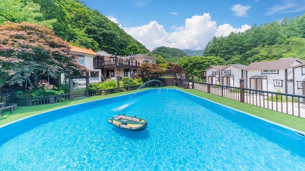 Hwacheon Sky Valley Pension view 4