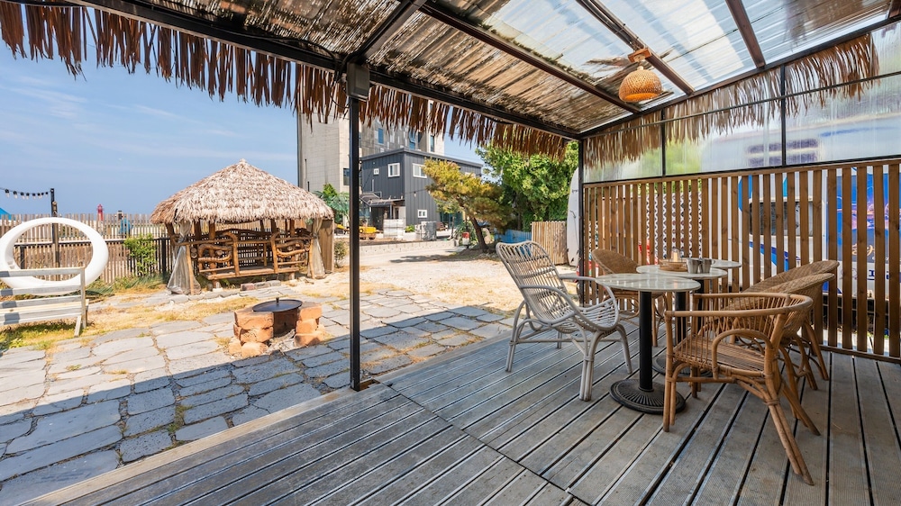 Gangneung Aladdin Surfing Pension