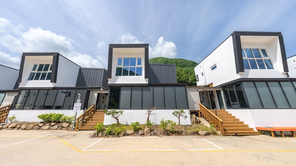 Mungyeong The Most Pool Villa