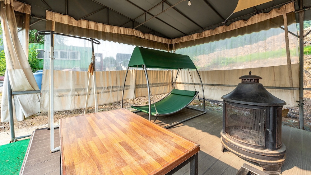 Gapyeong Noksu Valley Pet Group Pension