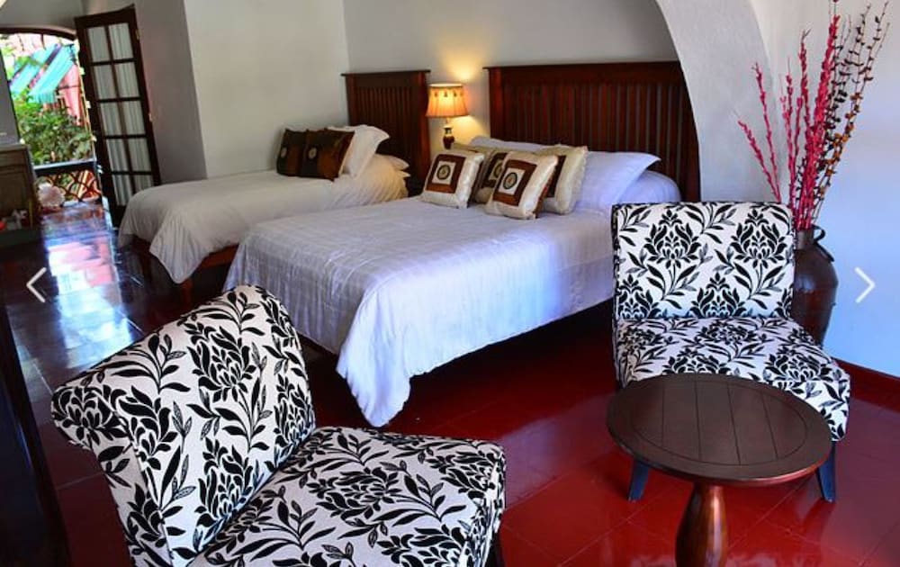 Collection O Casa Bella Hotel Boutique, Cabo San Lucas