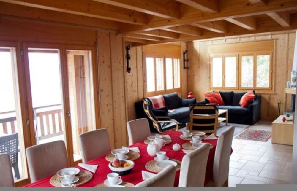 Aeolus Mountain & Quiet Chalet 12 Pers