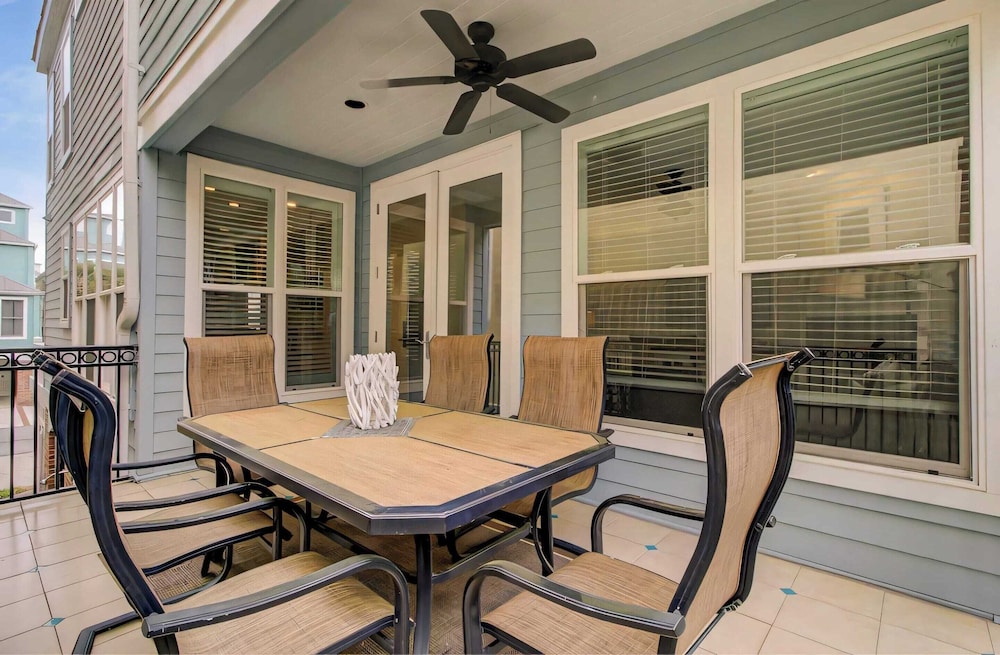 138 Grand Pavilion by Avantstay 100 Yards to Ocean and Activities!