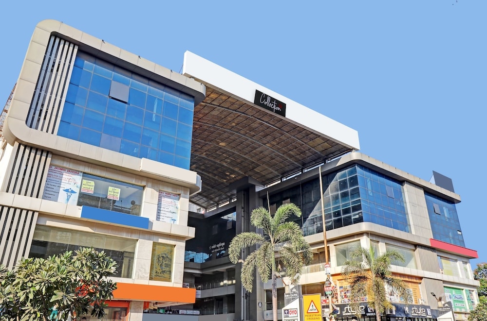 Hotel Solitaire Luxurious AC Rooms Surat