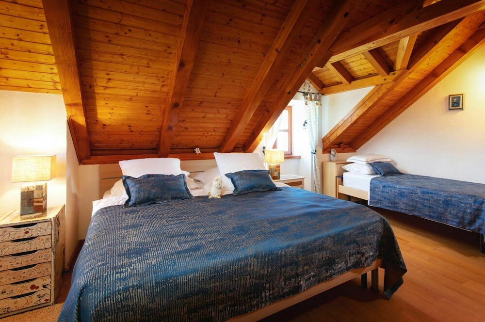 Heritage Villa near Milna with Private Swimming Pool view 3