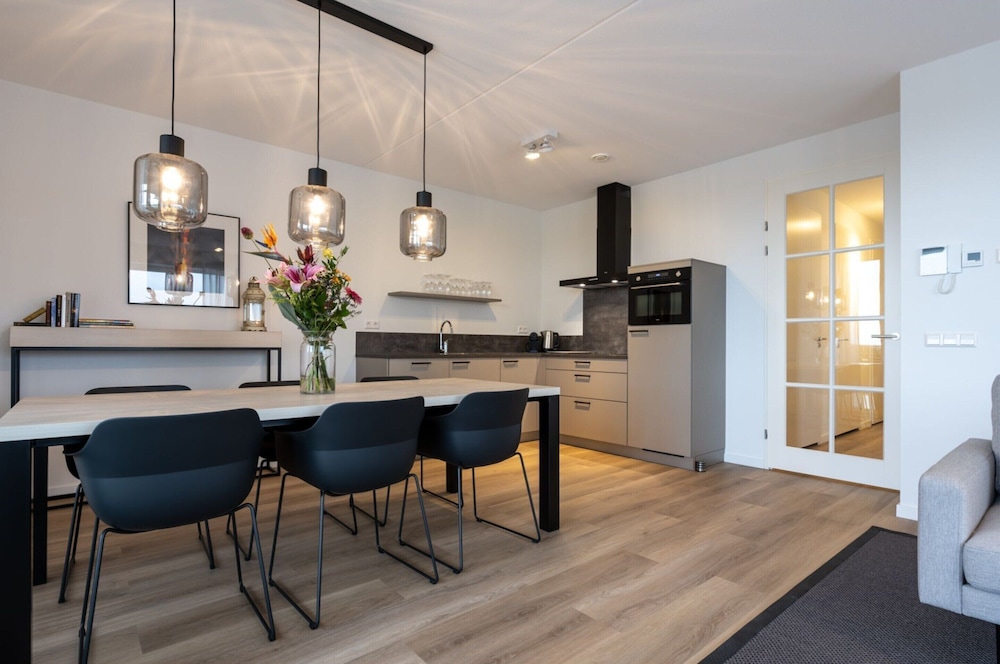 Apartment With Beautiful Views