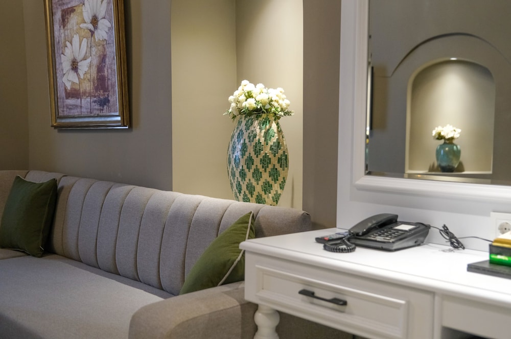 Palazzo Suit Karaköy - Image 8