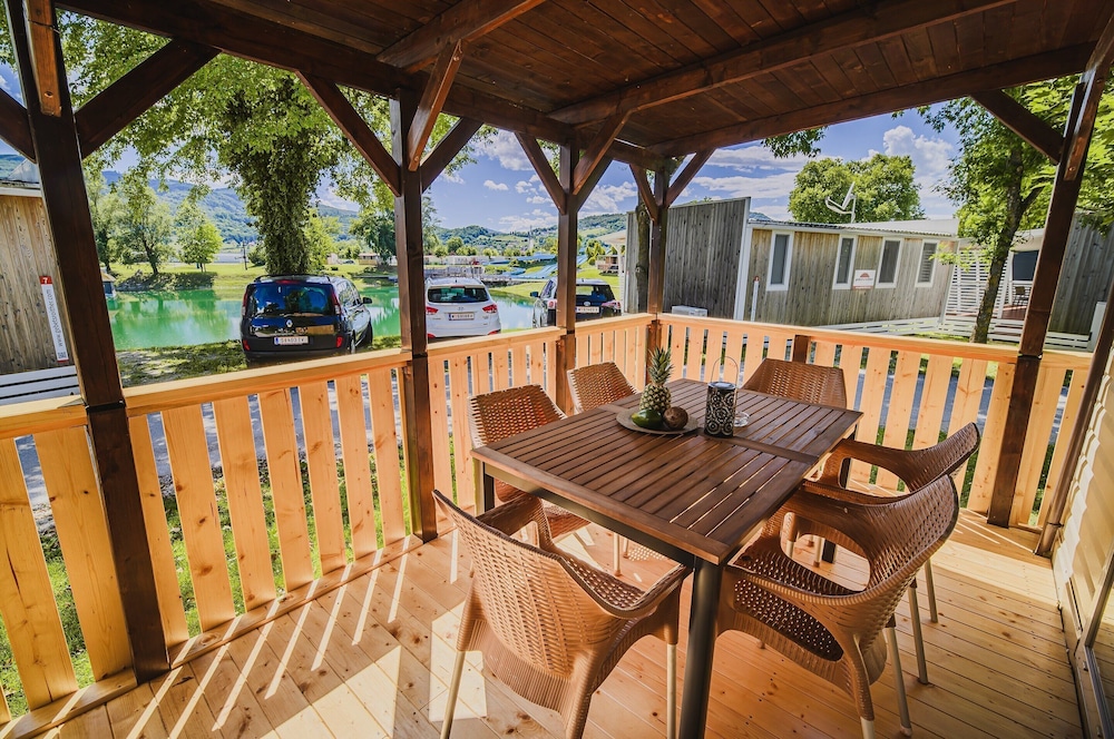 Waterside Retreat Mobile Homes With Thermal Riviera Tickets