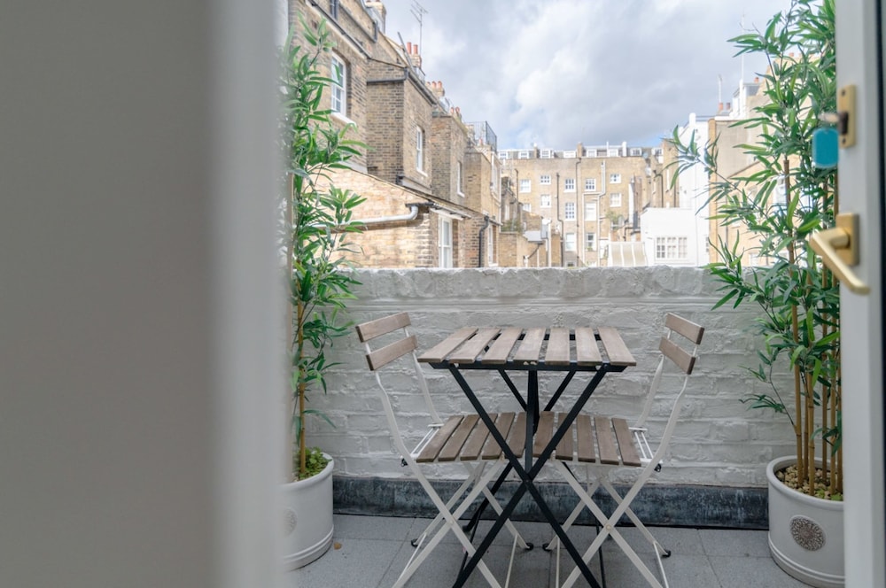 Lovely Pimlico Home