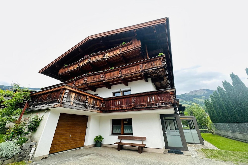 Apartment in Fugen Near Spieljochbahn