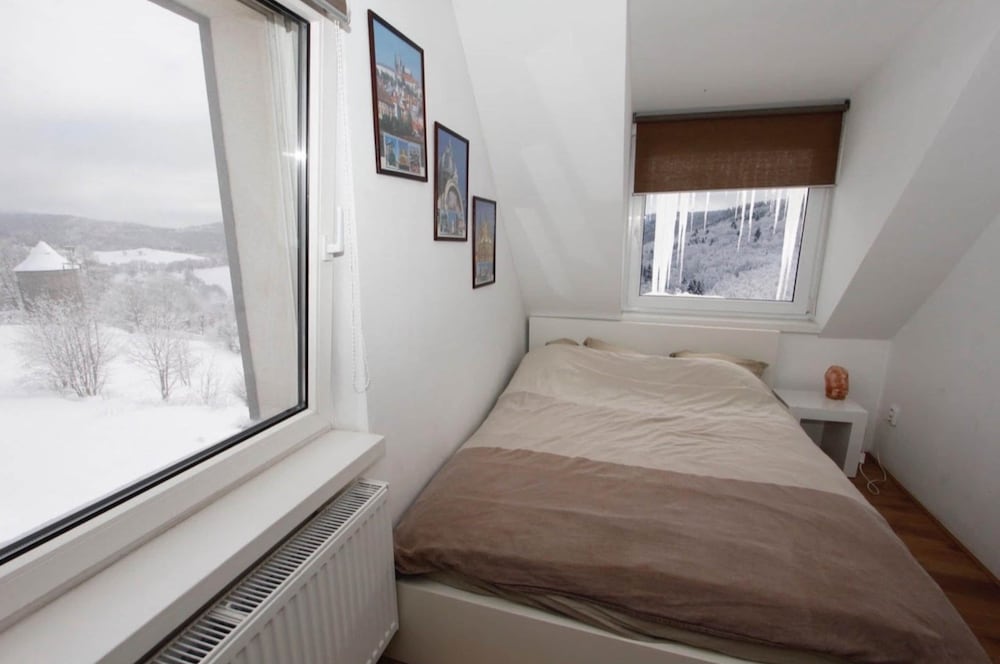 Peaceful Villa in the Hills of Jachymov Near Spas view 2