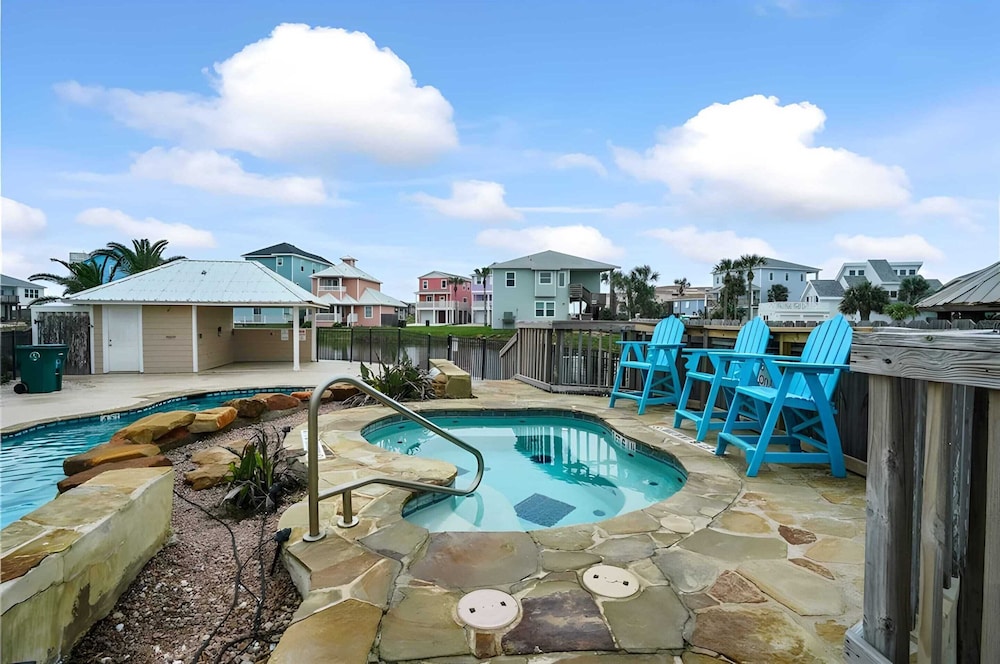 La Concha Blvd #31 -