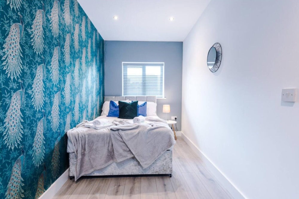 Imperial War Museum North Two-bedroom by Belvilla view 4